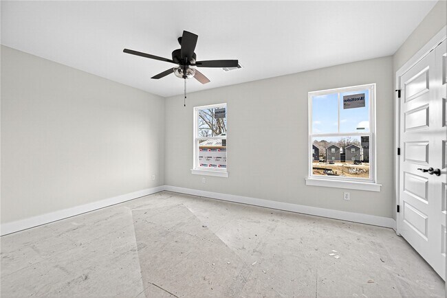 Building Photo - 1422 S Yampa Bnd