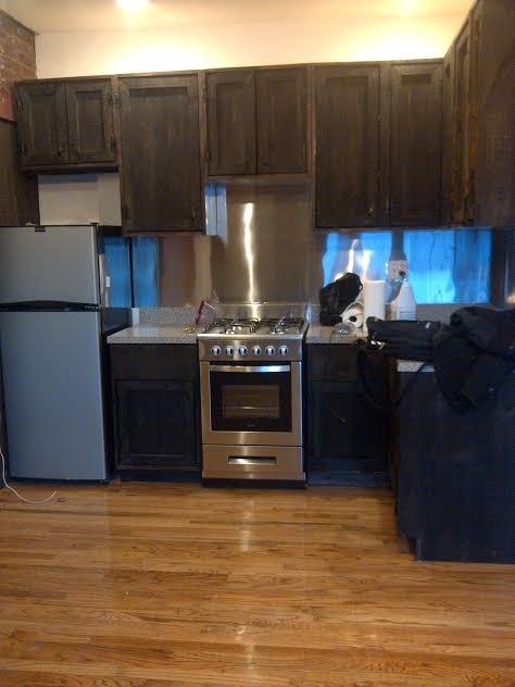 Foto principal - 419 E 12th St
