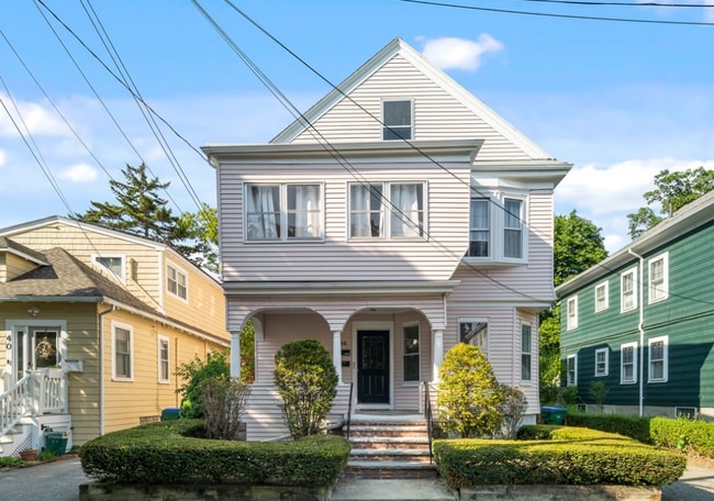 Building Photo - 44 Greenleaf Ave