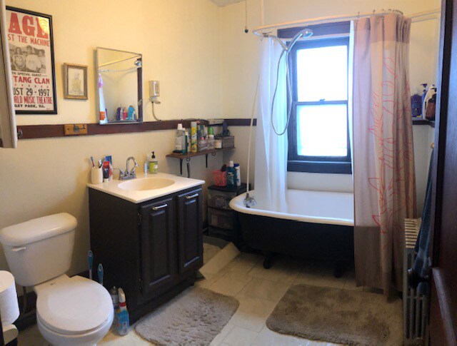 bathroom - 80 Cedar St