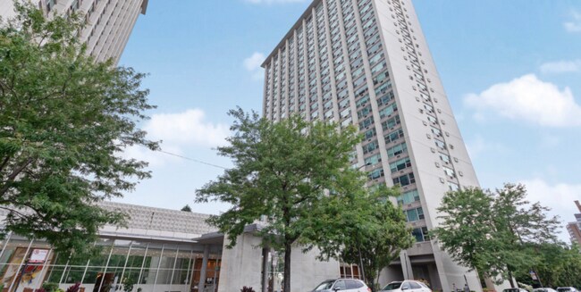 Building Photo - 3600 N Lake Shore Dr