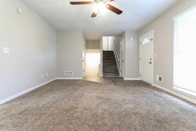 Building Photo - 3631 Drum Roll Ln