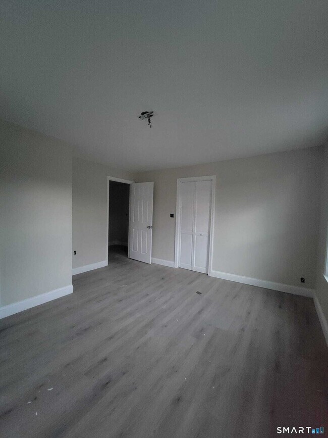 Foto del edificio - 219 Pleasant St