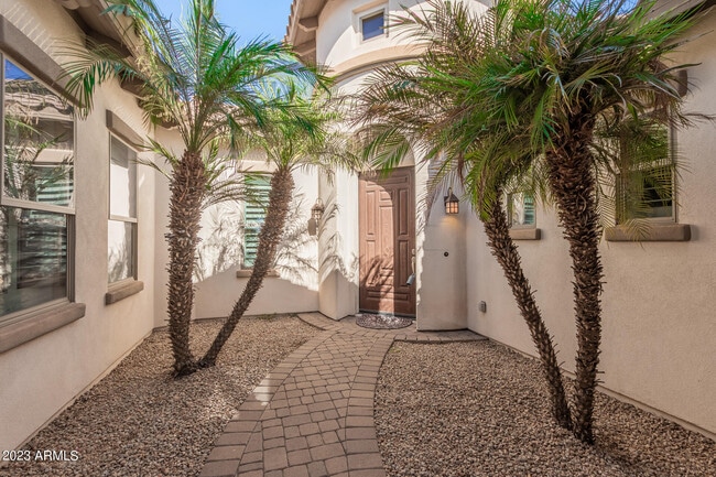 Building Photo - 14806 Luna Dr N