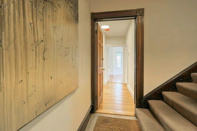 Building Photo - 1575 Cambridge St