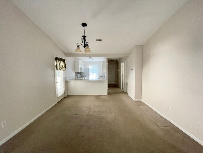 Building Photo - 417 Regency Park Drive