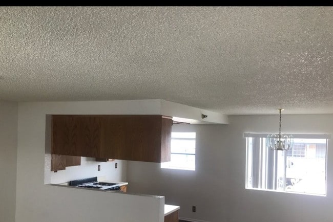 Foto del edificio - 13707 Cerise Ave