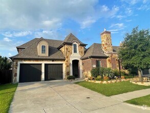 Building Photo - 3704 Birmington
