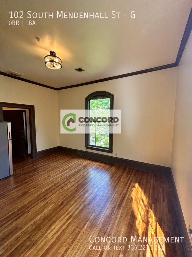Foto del edificio - 102 S Mendenhall St