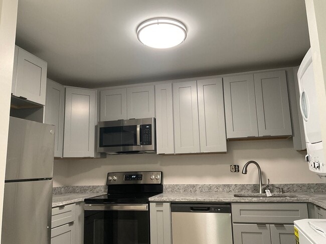 Foto del edificio - Lovely remodeled 1 bedroom Condo