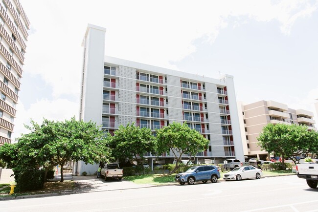 Great 1 Bedroom, 1 Bath with Parking * AC ... - Great 1 Bedroom, 1 Bath with Parking * AC ... Apartment