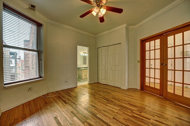 Foto del edificio - 700 E 51st St