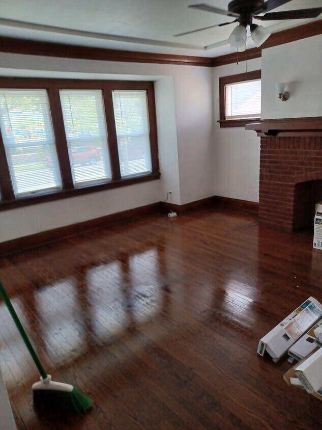 Living Room - 2658 N 57th St