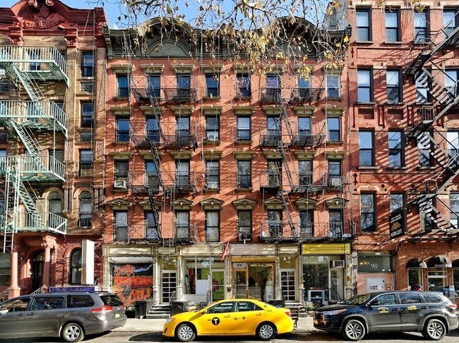Building Photo - 102 Forsyth St
