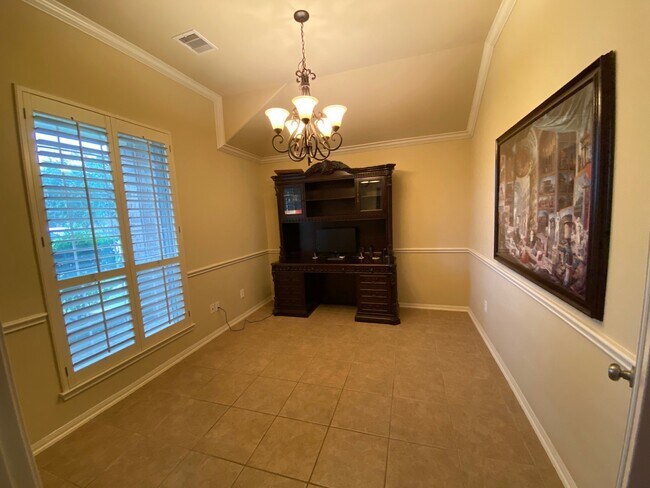 Foto del edificio - 28251 Chalet Park Dr
