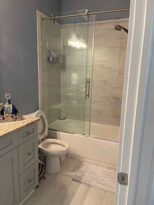 Building Photo - 3110 W Horatio St