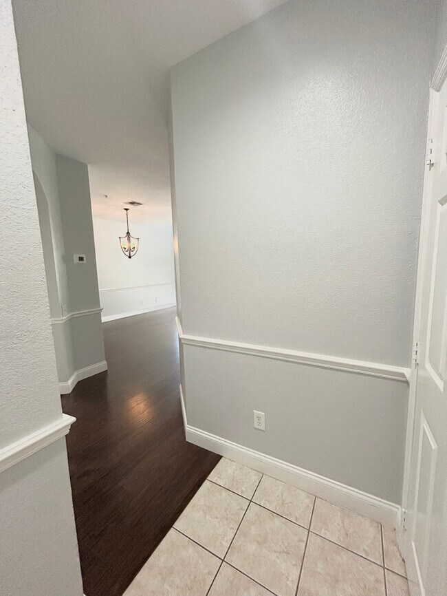 Foto del edificio - Spacious 2/2 Condo in Gated Orlando Commun...