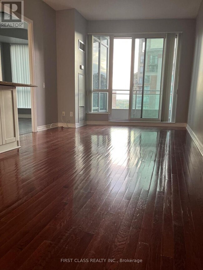 Photo du bâtiment - 60 Byng Ave