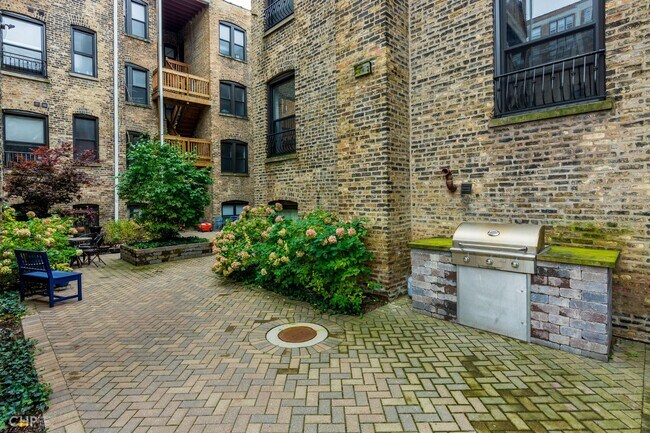 5800 N Kenmore - Patio con parrilla comunitaria - Kenmore 5800 N