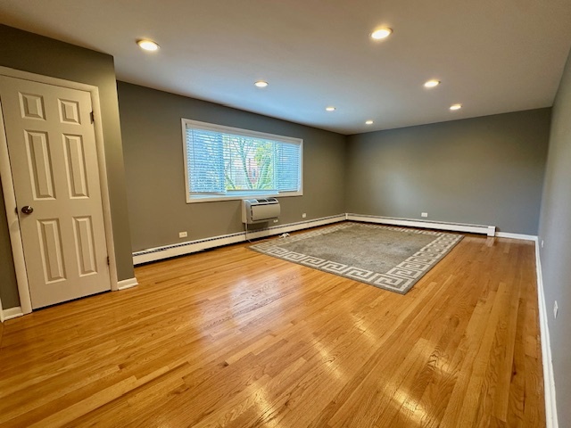 Foto principal - 5037 N Wolcott Ave