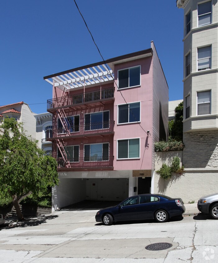 Primary Photo - 1320 Green St