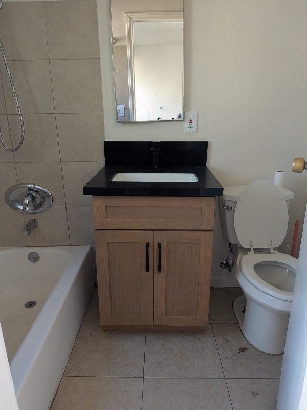 Building Photo - 1727 Pine Ave