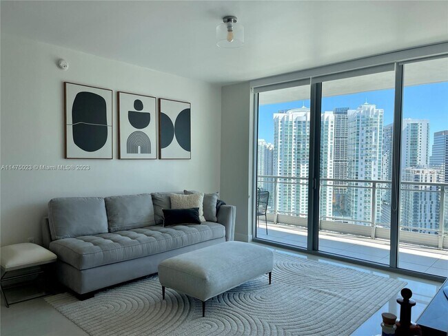 Foto del edificio - 90 SW 3rd St