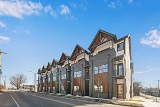 Building Photo - 1861 Zeta Way