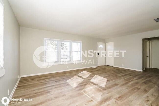 Building Photo - 2755 Ralston Ave, Indianapolis, IN 46218