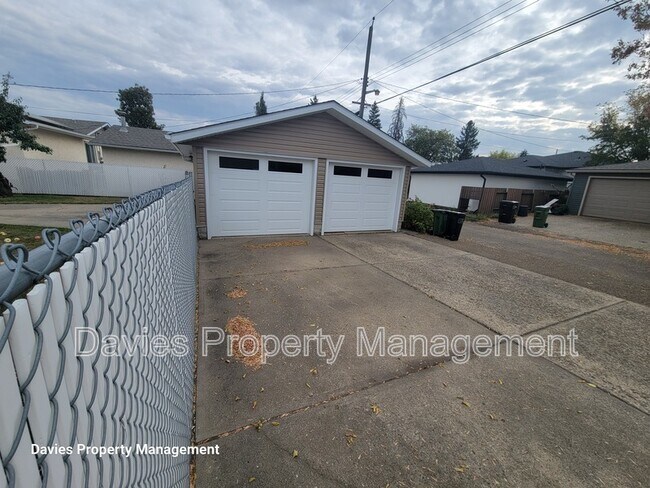 Photo du bâtiment - 7619 Rowland Rd NW