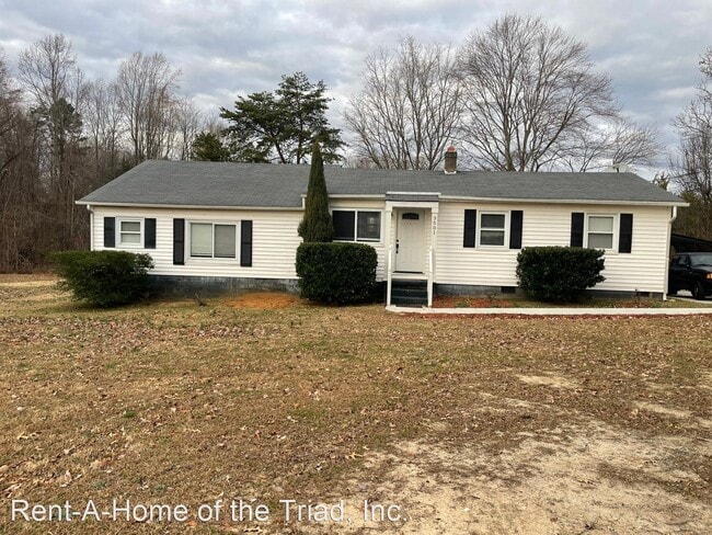 Building Photo - 3 br, 2 bath House - 3501 Lewiston Road