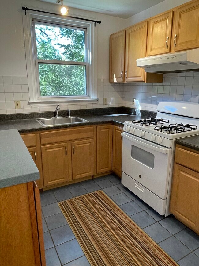 Foto del edificio - 871 W Walnut Ln