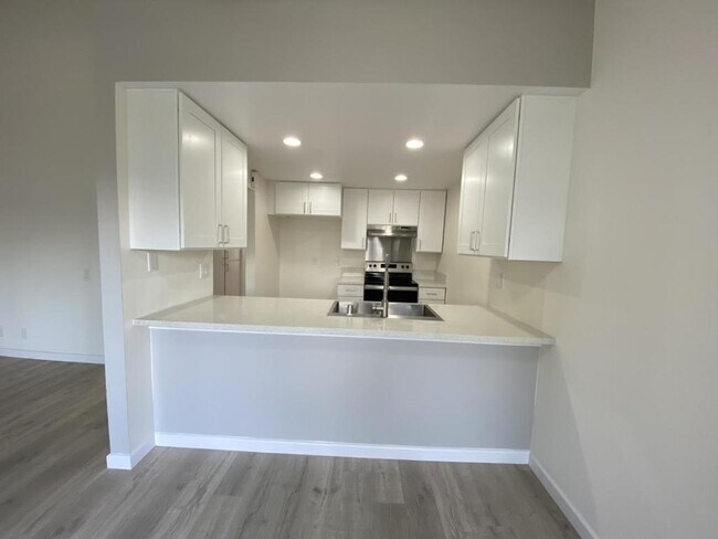 Foto del edificio - 160 N Richmont Dr