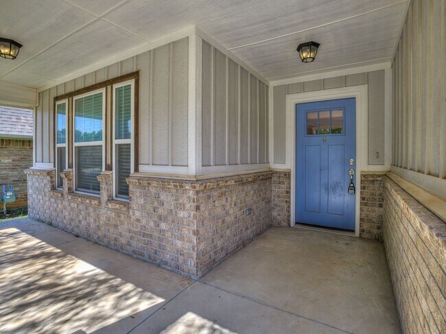 Building Photo - 3 Bed/2 Bath Beacon Home in Rush Brook Add...