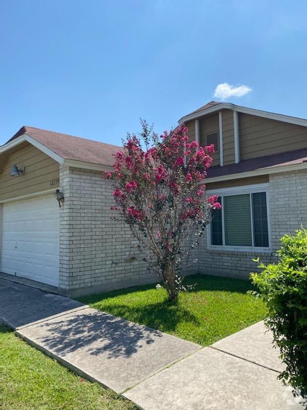 Heritage Park Apartments for Rent with a Yard San Antonio, TX 1 Rentals