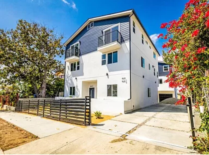 Primary Photo - 4649 W 18th St