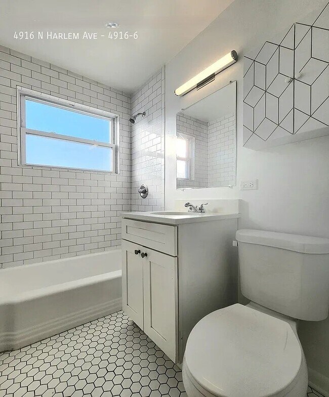 Foto del edificio - 4916 N Harlem Ave