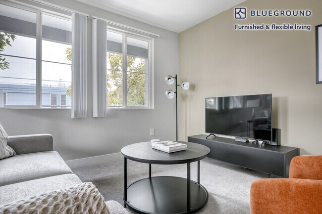 Foto del edificio - 5535 Westlawn Ave