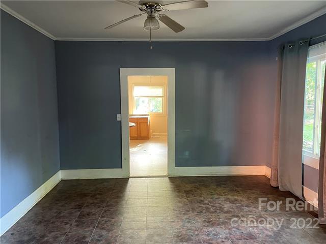 Foto del edificio - 223 N Ransom St