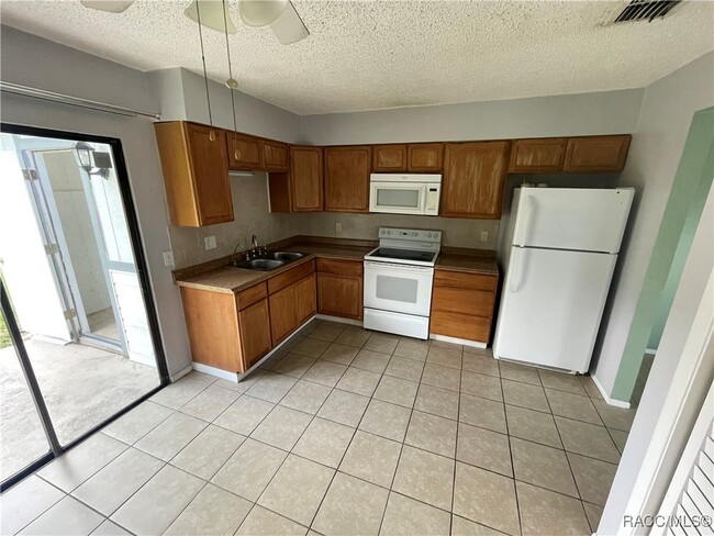 Building Photo - 7630 W Homosassa Trail