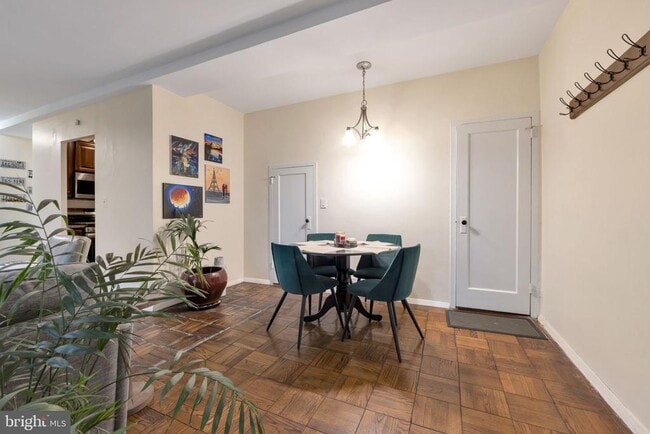 Foto del edificio - 3400 Gunston Rd