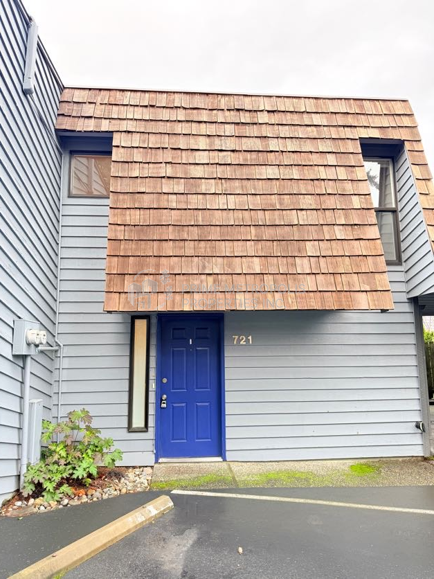 Building Photo - 721 141st Ln SE
