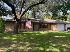 Building Photo - 3101 Forest Trail Building Photo - 3101 Forest Trail
