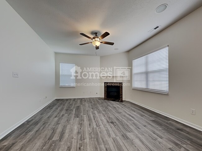 Building Photo - 5883 Aldridge Drive