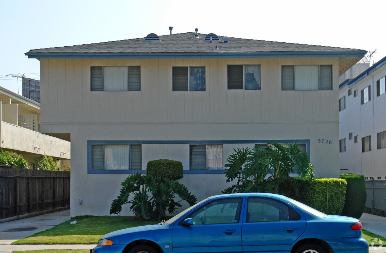 Building Photo - 3726 Mentone Ave
