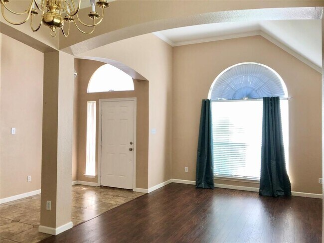 Building Photo - 4308 Linda Kay Ln