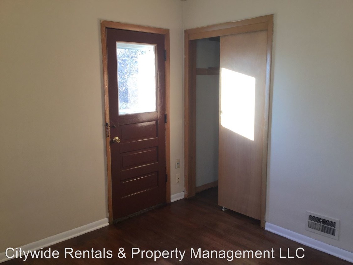Foto del edificio - 4439-4441 N 50th St