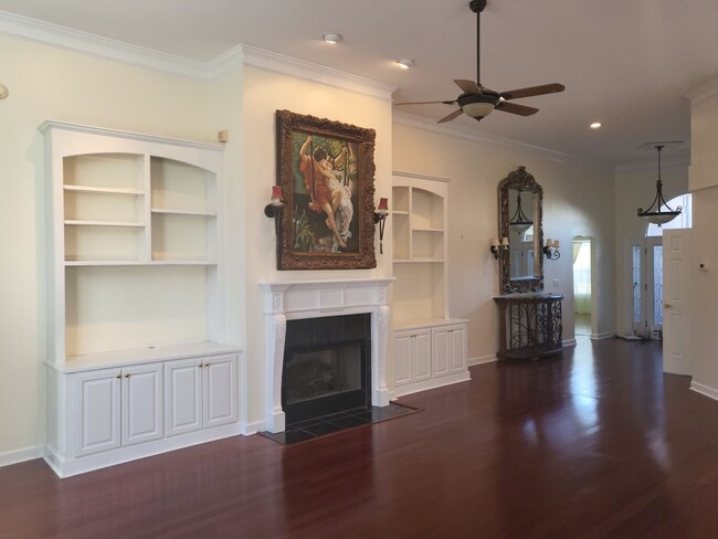 Building Photo - Nice 3 bedroom/2 bath home in Charleston P...