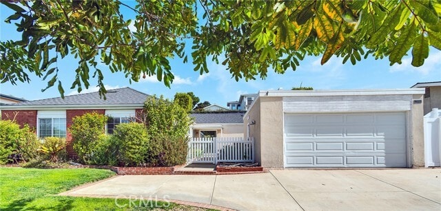 Building Photo - 2968 Alta Laguna Blvd