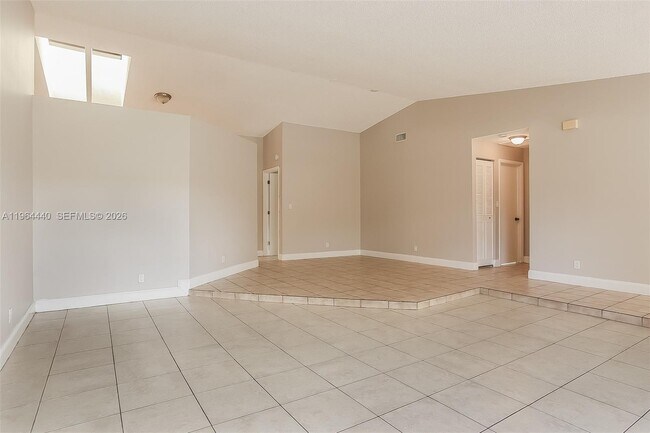 Foto del edificio - 1013 SW 49th Ave